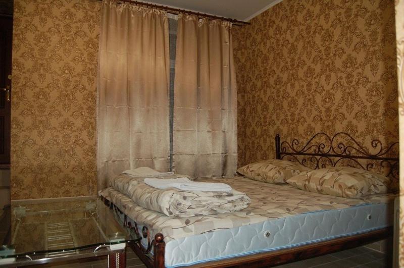 Apartments Постійне Електропостачання Stepana Bandery Street 37-2 Leópolis Exterior foto